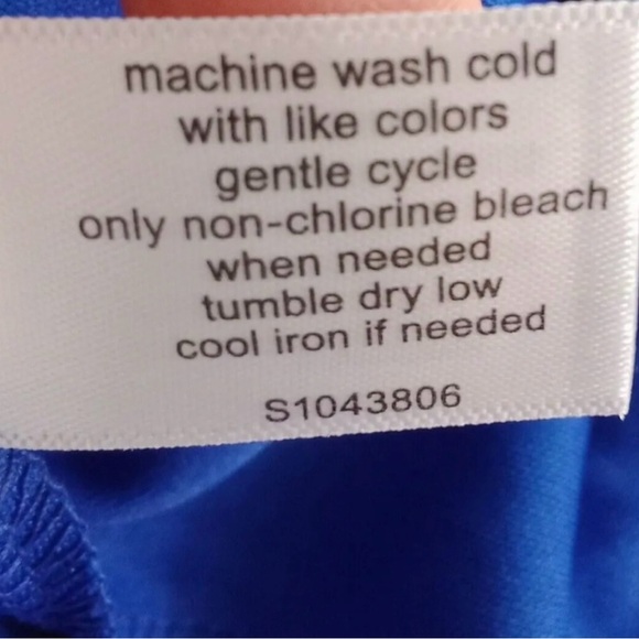 Geometric Print Cross Back Maxi Dress NWT - Picture 6 of 6